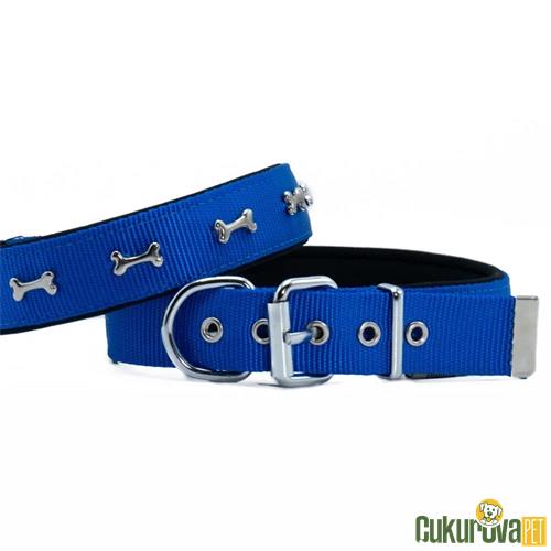 DOGGIE KONFORLU DOKUMADAN EL YAPIMI KEMİK SÜSLÜ KÖPEK BOYUN TASMASI M - 3 x 42 - 50 CM - ROYAL MAVİ