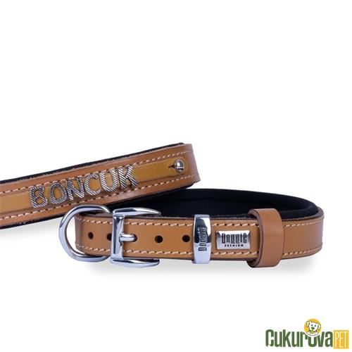 DOGGIE KONFORLU GERÇEK DERİDEN EL YAPIMI İSİMLİKLİ KÖPEK BOYUN TASMASI M - 2.5 x 37 - 45 CM - KAMEL